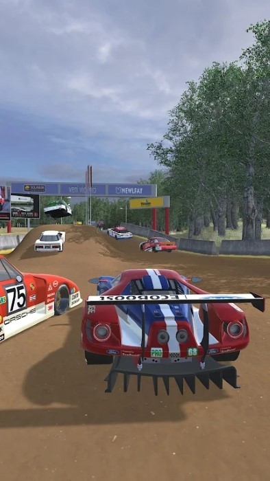 碰撞赛车特技游戏(crashing of cars.io)